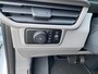 Volkswagen e-Transporter Bedrijfswagens Bestelwagen L1 218pk 64kWh Elektrische aandrijving | Bijrijdersbank | Trekhaak, vast | Navigatiesysteem 13" met draadloos App-Connect | Achterdeuren zonder ruit |
