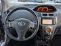 Toyota Yaris 1.3 VVTi AUT, Navigatie! Trekhaak! Dealer ond! Zondag OPEN!