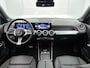 Mercedes-Benz EQB 250+ Business Solution Luxury 7p. 71 kWh | GUARD 360° Voertuigbescherming Plus | EASY PACK achterklep | Parkeerpakket met 360°-camera | Dodehoekassistent | Stoelverwarming voor | Derde zitrij |
