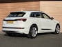 Audi E-tron 55 quattro Business edition 95 kWh Leer / Camera 360 / Navigatie / SOH 91%