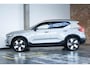 Volvo XC40 Single Motor Extended Range Ultimate 82 kWh | Panoramadak | Stoelverwarming | 360° Parkeercamera | Parkeersensoren voor + achter | Google infotainment | Stuurwielverwarming | 20'' Lichtmetalen velgen |