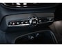 Volvo XC40 Single Motor Extended Range Ultimate 82 kWh | Panoramadak | Stoelverwarming | 360° Parkeercamera | Parkeersensoren voor + achter | Google infotainment | Stuurwielverwarming | 20'' Lichtmetalen velgen |