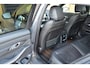 BMW 3-Serie Touring 320i Business Edition * Panoramadak * M-Sport * M-Sportremmen * Hifi *
