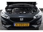 SEAT Leon 1.5 TSI FR | Dig. Cockpit | Adapt. Cruise | Stoel.-+Stuurverw | PDC | NAV + App. Connect | ECC | LM 18" |
