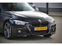 BMW 3-Serie Touring 320i M Sport / Panorama / Leder / NL Auto / 19 Inch / Shadowline / LED