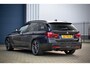 BMW 3-Serie Touring 320i M Sport / Panorama / Leder / NL Auto / 19 Inch / Shadowline / LED