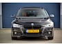 BMW 3-Serie Touring 320i M Sport / Panorama / Leder / NL Auto / 19 Inch / Shadowline / LED
