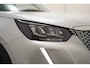 Peugeot e-2008 EV 50 kWh Allure 3-Fase [ Navi Camera Stoelverwarming ]