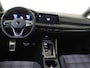 Volkswagen Golf 1.4 eHybrid GTE | Head-up display | Parkeerassistent | Adaptieve cruise control | Dodehoek detectie | CarPlay | 3-zone airco | Parkeersensoren |