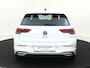 Volkswagen Golf 1.4 eHybrid GTE | Head-up display | Parkeerassistent | Adaptieve cruise control | Dodehoek detectie | CarPlay | 3-zone airco | Parkeersensoren |
