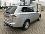 Mitsubishi Outlander 2.0 Intense CRUISE CLIMA PDC TRHK NAP!