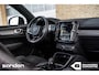 Volvo XC40 2.0 B4 AWD R-Design|Panorama|360º|H&K|Keyless|LED
