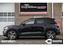 Volvo XC40 2.0 B4 AWD R-Design|Panorama|360º|H&K|Keyless|LED
