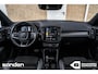 Volvo XC40 2.0 B4 AWD R-Design|Panorama|360º|H&K|Keyless|LED