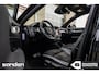 Volvo XC40 2.0 B4 AWD R-Design|Panorama|360º|H&K|Keyless|LED