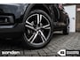 Volvo XC40 2.0 B4 AWD R-Design|Panorama|360º|H&K|Keyless|LED