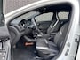 Volvo V40 2.0 D3 Dynamic Edition | Camera | Keyless | Navigatie | Intellisafe