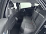 Citroën E-C4 Feel Pack 50kWh | SOH 92,6%| LEER/Stof | Keyless | Trekhaak | Camera | Privacy Glass | 18"LMV | AUTOMAAT |