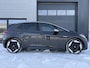 Volkswagen ID.3 First Max 58 kWh ✓SOH 94.1 % ✓Panoramadak ✓Matrix LED ✓Full LED ✓Stuur- Stoelverwarming ✓Sfeerverlichting ✓Navigatie ✓Camera ✓Lichtmetaal 20" ✓Parkeersensoren