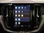 Volvo XC60 T6 PLUG-IN HYBRID ESSENTIAL EDITION 19INCH GETINT GLAS LEDER
