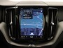 Volvo XC60 T6 PLUG-IN HYBRID ESSENTIAL EDITION 19INCH GETINT GLAS LEDER