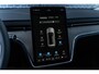 Volvo EX90 Twin Motor Ultra 7p. | 7-Zits | Long Range | Google | Stoelverwarming Voor + Achter | Panoramadak | Head-Up Display | Getint Glas | Bowers & Wilkins Audio | Adaptieve Cruise Control | Massage | Keyless | Stuurverwarming | Pilot Assist | 22" LM