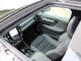 Volvo XC40 2.0 B4 Plus Black Edition Automaat / Panoramadak / Privacy Glass / Microtech Nubuck bekleding / Google Maps
