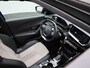 Peugeot e-2008 EV GT 50 kWh | PANORAMADAK | NAVIGATIE | HALF-LEDER | LED