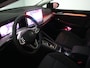 Volkswagen Golf 1.5 eTSI Oranje Edition Automaat - LED - Navigatie - ACC - Stoelverwarming - Camera