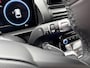 Hyundai Inster Evolve 49 kWh | Winterpack | Uit voorraad leverbaar | Warmtepomp | Stoel en stuurverwarming | Parkeersensoren voor en achter | Adaptieve cruise control