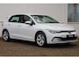 Volkswagen Golf 1.0 TSI 110pk Life | Parkeersensoren | Adaptive Cruise | LED Verlichting