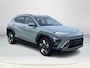 Hyundai Kona 1.6 GDI HEV Comfort Smart | Uit voorraad leverbaar! | Stoel/Stuurverwarming | Adaptive Cruise Control | Active Lane Keeping | Achteruitrij Camera | Elektrische Achterklep | Dodehoekdetectie |