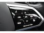 Volkswagen Touareg 3.0 TSi 381pk eHybrid 4MOTION ELEGANCE / Panorama dak / LEDER / Luchtvering / Zwenkb trekhaak / LED IQ / LM 21 inch / Navigatie Premium