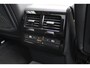 Volkswagen Touareg 3.0 TSi 381pk eHybrid 4MOTION ELEGANCE / Panorama dak / LEDER / Luchtvering / Zwenkb trekhaak / LED IQ / LM 21 inch / Navigatie Premium