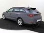 SEAT Leon Sportstourer 1.5 TSI e-Hybrid FR Business | SoH 100% | Trekhaak | Parkeerassistent | Keyless | Adaptieve cruise control | Dodehoek detectie | Stoel- en stuurwielverwarming | Navigatie | Achteruitrijcamera |