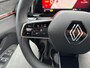 Renault Megane E-Tech comfort range iconic 60 kWh | UIT VOORRAAD LEVERBAAR OP = OP NU MET €3.000,-