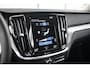 Volvo V60 2.0 B3 Momentum Advantage | Trekhaak | Advantage Styling Pack l Getint Glas | 19" | CarPlay |