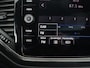 Volkswagen T-Roc 1.5 TSI Sport | 1e eigenaar | Panoramadak | Stoelverwarming | Camera | Carplay | Adaptive cruise | Navigatie | Full LED | Virtual Cockpit | Getint glas | Climate control