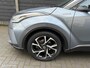 Toyota C-HR 1.8 Hybrid Dynamic FM nav carplay / Clima / Stoelverw. / 18" / 56.860 km!! 1e eig!! Keyless