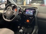 Peugeot 108 1.0 e-VTi Allure | Apple CarPlay (Navigatie) | LM Velgen | Climate Control | Achteruitrijcamera | DAB+