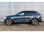 Volvo XC60 T6 Plug-in hybrid AWD Plus Black Edition | Luchtvering | Harman Kardon | Head up display | Panoramadak | 360 graden camera | 22 inch | Heico diffusor |