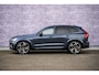 Volvo XC60 T6 Plug-in hybrid AWD Plus Black Edition | Luchtvering | Harman Kardon | Head up display | Panoramadak | 360 graden camera | 22 inch | Heico diffusor |