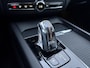 Volvo XC60 2.0 T8 Twin Engine AWD Momentum | Luchtvering | Trekhaak | Carplay/android auto | parkeersensoren V+A | Leder | Schuif/kantel panoramadak |