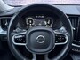 Volvo XC60 2.0 T8 Twin Engine AWD Momentum | Luchtvering | Trekhaak | Carplay/android auto | parkeersensoren V+A | Leder | Schuif/kantel panoramadak |