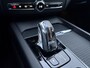 Volvo XC60 2.0 T8 Twin Engine AWD Momentum | Luchtvering | Trekhaak | Carplay/android auto | parkeersensoren V+A | Leder | Schuif/kantel panoramadak |