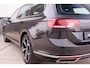 Volkswagen Passat Variant 1.4 TSI PHEV GTE Business | Pano | Elek. Trekhaak | Camera | Carplay | Navi | LED