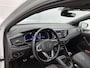 Volkswagen Polo 1.0 TSI R-Line | 95 PK | R-Line exterieur | Climatronic | Navigatie | LED Matrix | Stoelverwarming | Digitale Cockpit Pro | 17 Inch Velgen | Apple Carplay / Android Auto |