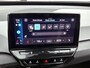 Volkswagen ID.3 First Plus 58 kWh | 204 PK | SoH 90% | Automaat | Achteruitrijcamera |  Apple Carplay/Android Auto | Navigatie Full Map | Cruise Control Adaptief Met Stop&Go | Lichtmetalen Velgen 19" | Stuur Verwarming | Stoel Verwarming |