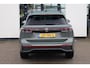 Volkswagen Tiguan 1.5 eHybrid R-Line Edition 272PK / 200kW DSG, Demonstratie voertuig (beschikbaar per 1 september 2026), geluidssysteem 'Harman Kardon', achteruitrijcamera (rear view), 20" 'York' LMV, black style pakket, panoramadak, draadloos telefoon laden, Apple Carplay & Android Auto, koplampverlichting LED-Matrix (IQ.Lights), dodehoekdetectie (side assist), adaptieve cruise control (acc), digital cockpit pro, elektrische achterklep met sensorsturing, DAB+ etc.