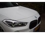 BMW X2 SDrive20i Executive Edition M Sport Autom Alcantara Sportst Navi Head-Up LED Kopl Clima Cruise 2x PDC LMV Trekh ENZ NL Auto